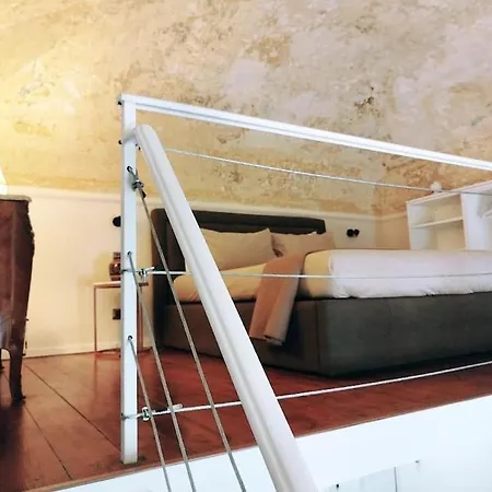 Living Garibaldi Apartment