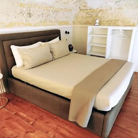 Living Garibaldi * Catania